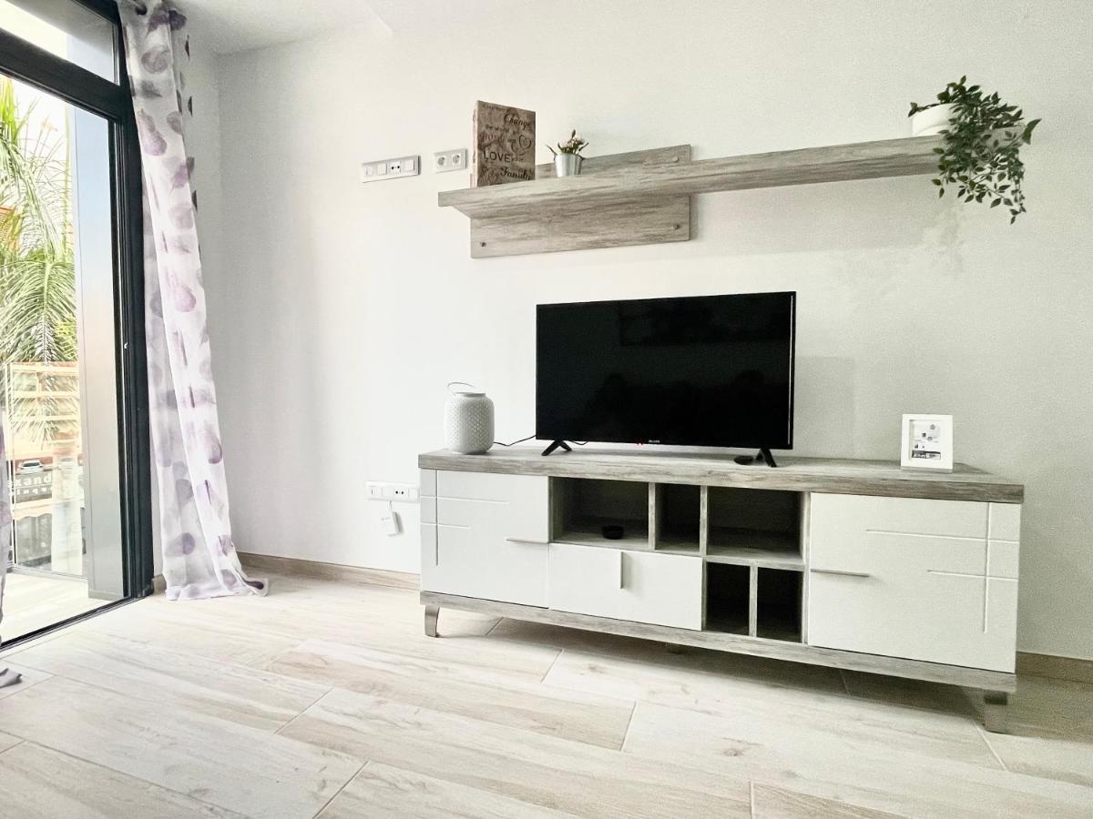 Island Suites Arona  Eksteriør bilde