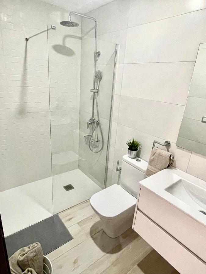 Island Suites Arona  Eksteriør bilde